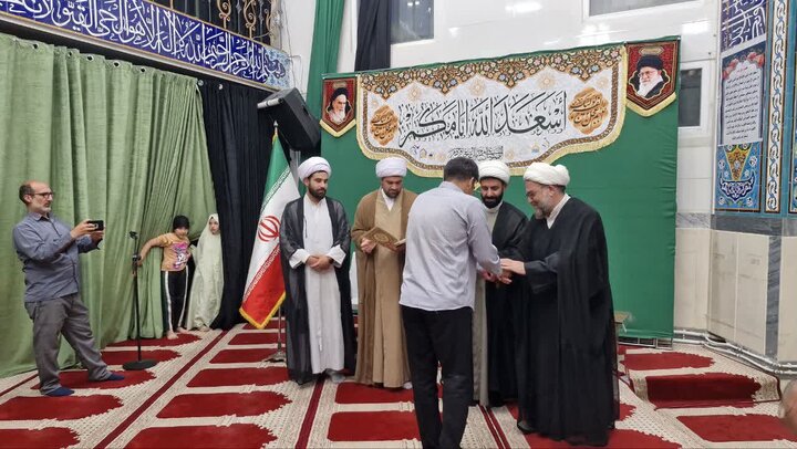 تصاویر/مراسم تجلیل از خبرنگاران دلفان