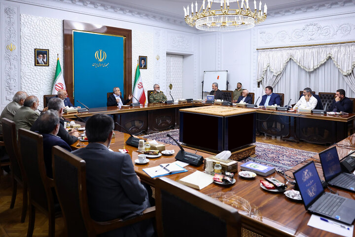 تصاویر/ نشست رئیس جمهور با جمعی از فعالان و متخصصان جهادی حوزه کشاورزی