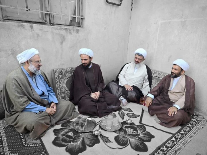 تصاویر/ دیدار صمیمی با خانواده‌ های پیشرو در طرح جوانی جمعیت