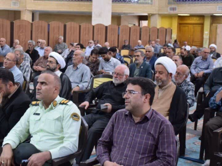 تصاویر/جلسه شورای اداری شهرستان محلات با موضوع بزرگداشت اربعین قائد شهید امت