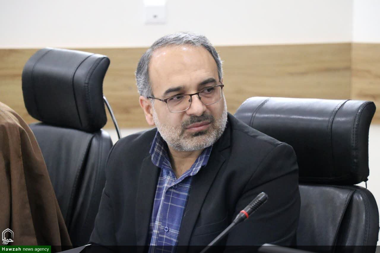 مدرسه قرآن و حدیث دارالعلم بر پاسخ علمی به مسائل و شبهات روز متمرکز است