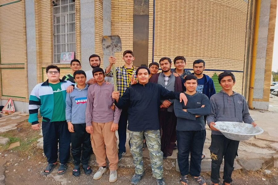 روایت خدمات گروه جهادی شهید رئیسی؛ رسیدگی به سیل‌زدگان داربدره تا دانش‌آموزان محروم+عکس