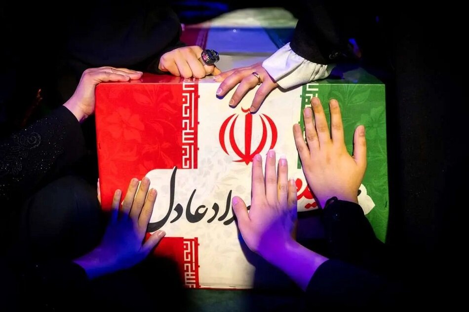 روایت برادر شهیده زهرا حدادعادل از سادهزیستی آیتاللهسیدمجتبی خامنهای روایت برادر شهیده زهرا حدادعادل از سادهزیستی آیتاللهسیدمجتبی خامنهای