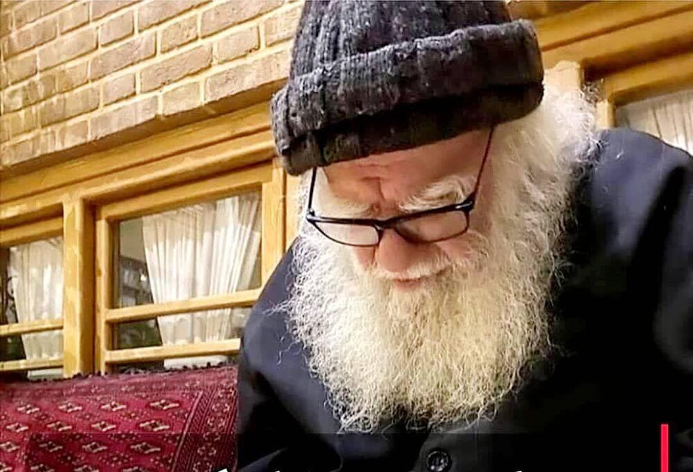 یادبود استاد محمدرضا حکیمی در قم برگزار می شود