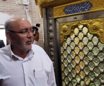 بقاع متبرکه پناهگاه‌هایی برای آرامش روح و خلوت با خداوند هستند