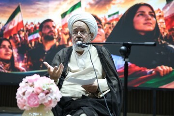 فشار اقتصادی و تحریم‌ها مسیر جدید فشار دشمن علیه ایران است
