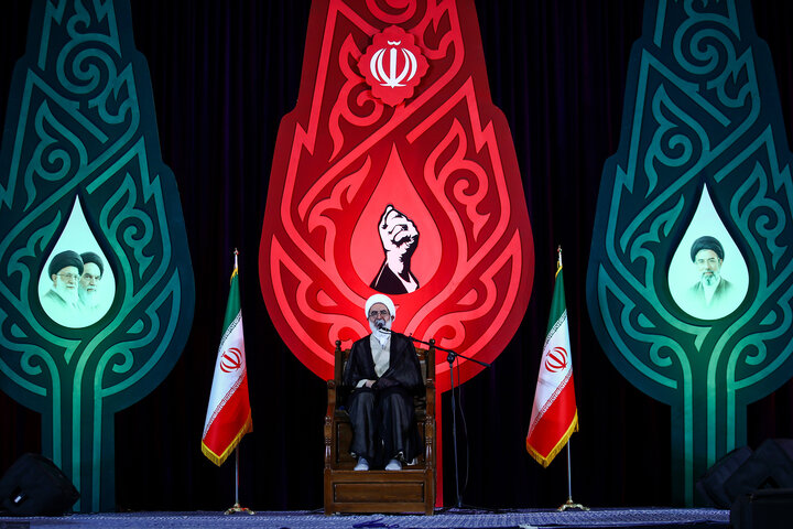 تصاویر/ مراسم بزرگداشت چهلم تشییع و تدفین «آقای شهید ایران» در مصلای امام خمینی تهران