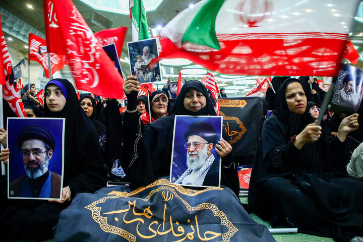 تصاویر/ مراسم بزرگداشت چهلم تشییع و تدفین «آقای شهید ایران» در مصلای امام خمینی تهران