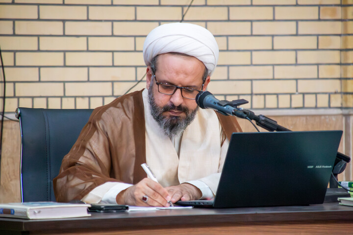 تصاویر/ چهارمین روز دوره دانش افزایی اساتید حوزه علمیه استان کرمان