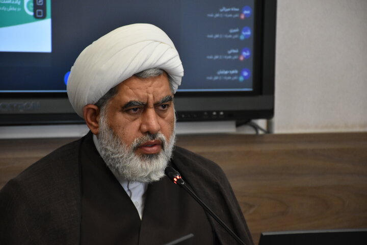 دیدار تعدادی از مسئولان مدارس علمیه خواهران با مدیرکل مرکز خدمات خراسان رضوی