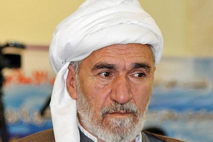 ماموستا راستی: دشمنان دین الهی، فتنه را در بستر بی‌بصیرتی می‌رویانند/ شناخت ناقص از وحدت، راه نفوذ دشمن را باز می‌کند