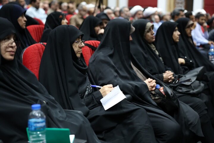 تصاویر /  نشست «بررسی تحولات جنگ؛ میدان تا خیابان» در همدان