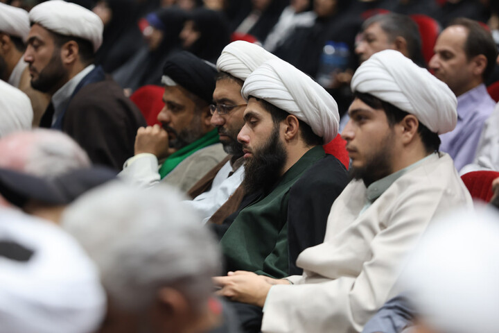 تصاویر /  نشست «بررسی تحولات جنگ؛ میدان تا خیابان» در همدان