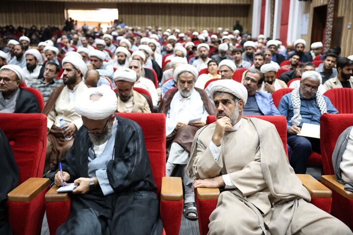 تصاویر /  نشست «بررسی تحولات جنگ؛ میدان تا خیابان» در همدان