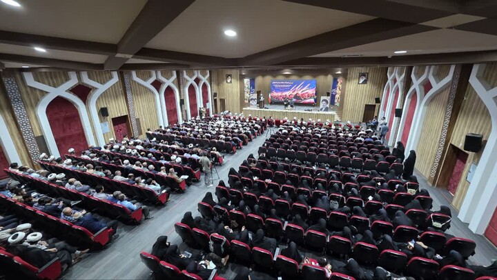 تصاویر /  نشست «بررسی تحولات جنگ؛ میدان تا خیابان» در همدان