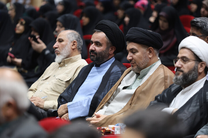 تصاویر /  نشست «بررسی تحولات جنگ؛ میدان تا خیابان» در همدان