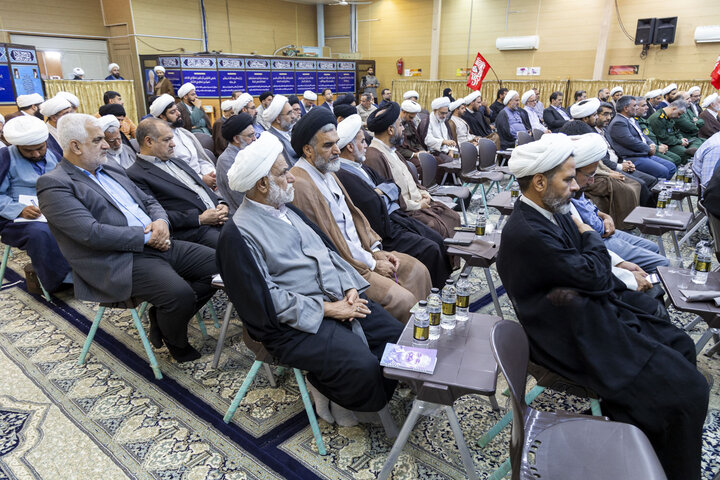 گردهمایی قرارگاه های شهرستانی مساجد استان یزد