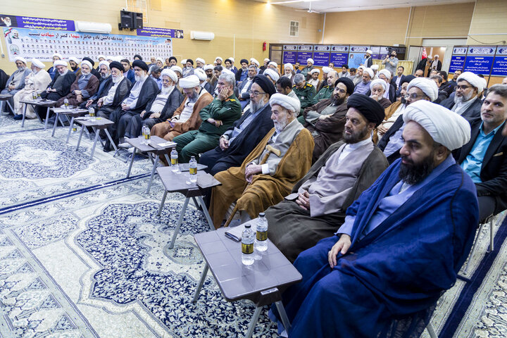 گردهمایی قرارگاه های شهرستانی مساجد استان یزد