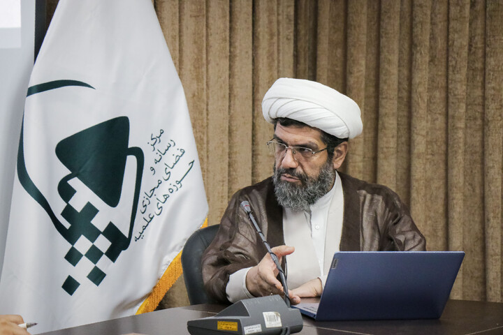تصاویر/ سلسله میزگردهای تخصصی با موضوع «خونخواهی و انتقام خون قائد شهید» از طرف دفتر امور اجتماعی و سیاسی حوزه‌های علمیه و با مشارکت مرکز رسانه و فضای مجازی حوزه‌های علمیه