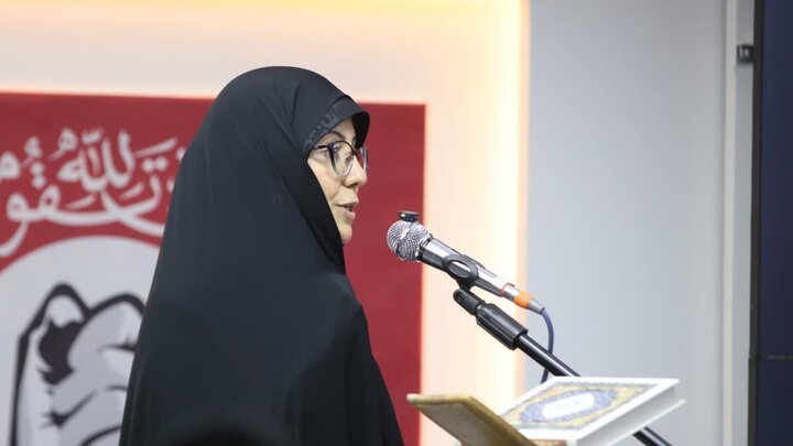 تصاویر/نشست صمیمانه رئیس سازمان تبلیغات اسلامی کشور با پرچمداران نهضت در اراک