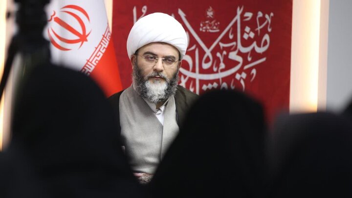 تصاویر/نشست صمیمانه رئیس سازمان تبلیغات اسلامی کشور با پرچمداران نهضت در اراک