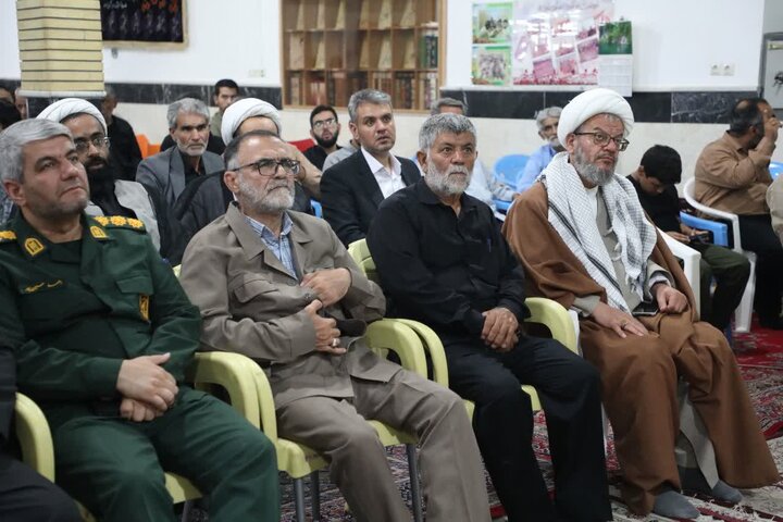 تصاویر/ آیین رونمایی از ۳۲ عنوان کتاب شهدای روستای «خورزان» دامغان