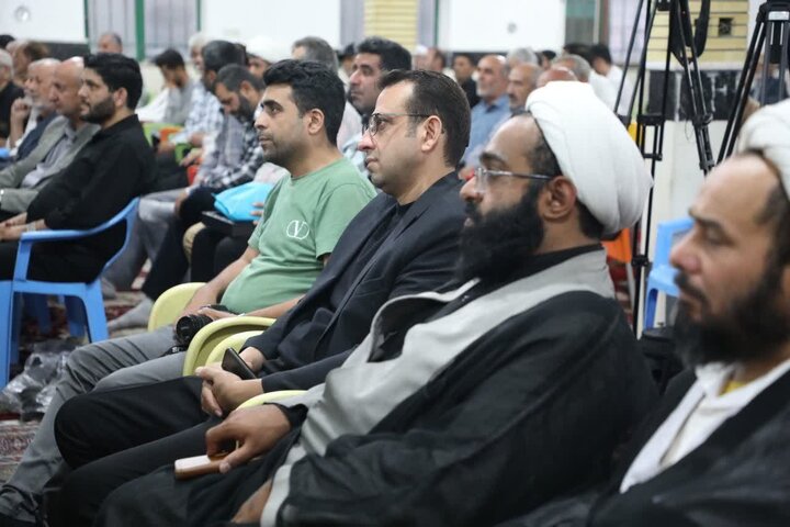 تصاویر/ آیین رونمایی از ۳۲ عنوان کتاب شهدای روستای «خورزان» دامغان