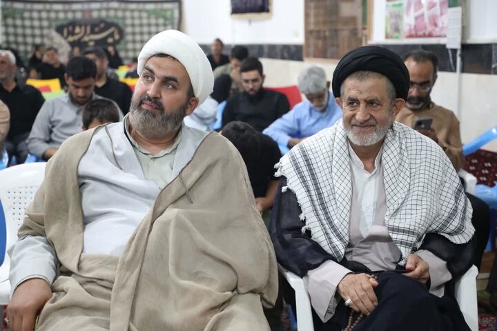 تصاویر/ آیین رونمایی از ۳۲ عنوان کتاب شهدای روستای «خورزان» دامغان