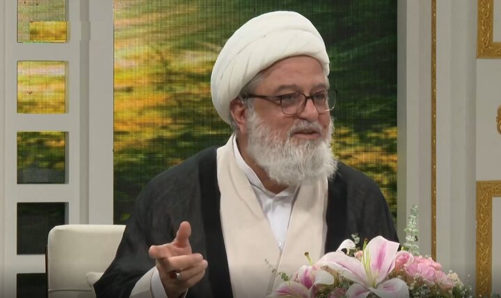 استقامت مردم، کید دشمنان را به قدرت مؤمنان تبدیل می‌کند