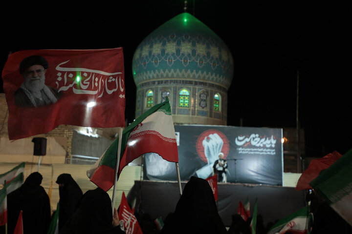 بزرگداشت چهلمین روز تدفین امام شهید آیت‌الله خامنه‌ای در حرم حضرت موسی مبرقع(ع)قم