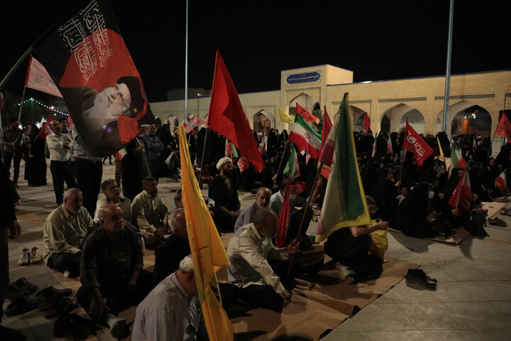 بزرگداشت چهلمین روز تدفین امام شهید آیت‌الله خامنه‌ای در حرم حضرت موسی مبرقع(ع)قم