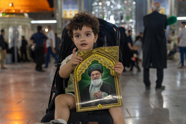 یاد رهبر شهید هنوز در دل ها جاریست