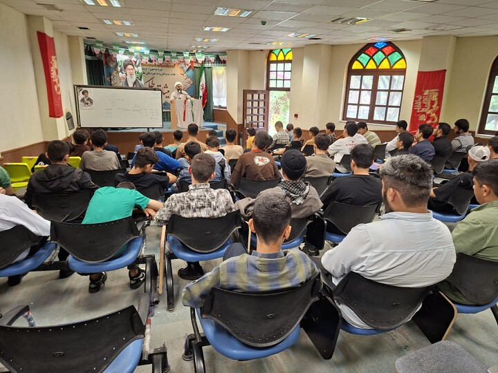تصاویر/ برگزاری دوره میثاق طلبگی سال ۱۴۰۵ استان اردبیل