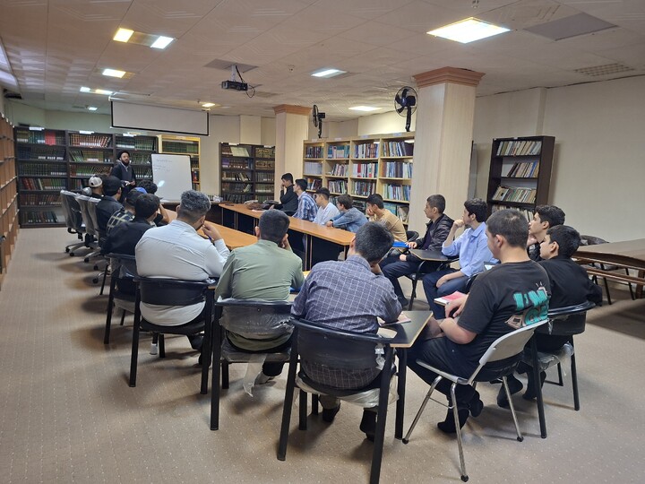 تصاویر/ برگزاری دوره میثاق طلبگی سال ۱۴۰۵ استان اردبیل