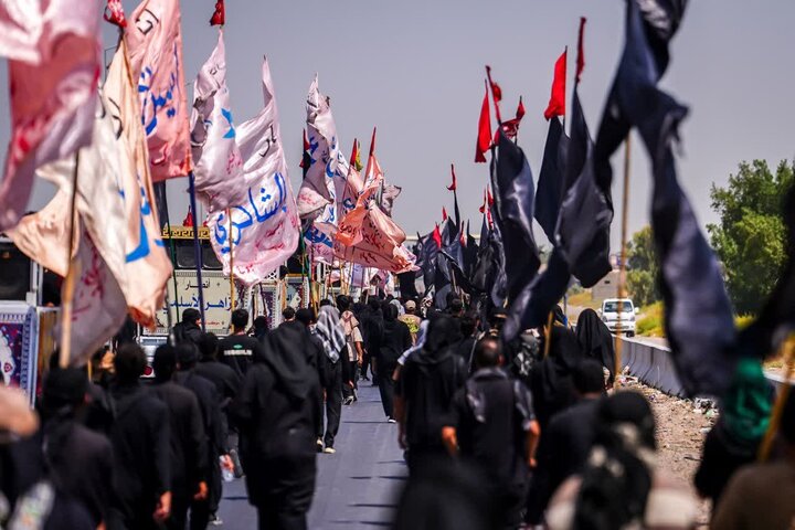 پیاده روی زائران به سوی سامرا در آستانه شهادت امام حسن عسکری (علیه السلام)