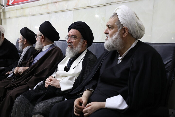 تصاویر/ مراسم چهلم رهبر شهید انقلاب آیت‌الله‌العظمی حسینی خامنه‌ای از سوی رهبر معظم انقلاب در حرم مطهر حضرت فاطمه معصومه سلام الله