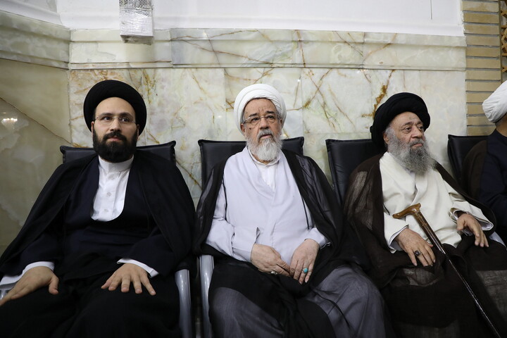 تصاویر/ مراسم چهلم رهبر شهید انقلاب آیت‌الله‌العظمی حسینی خامنه‌ای از سوی رهبر معظم انقلاب در حرم مطهر حضرت فاطمه معصومه سلام الله