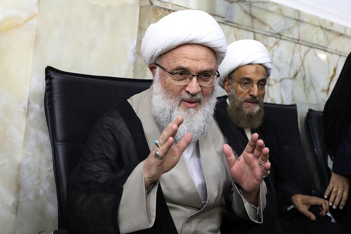 تصاویر/ مراسم چهلم رهبر شهید انقلاب آیت‌الله‌العظمی حسینی خامنه‌ای از سوی رهبر معظم انقلاب در حرم مطهر حضرت فاطمه معصومه سلام الله