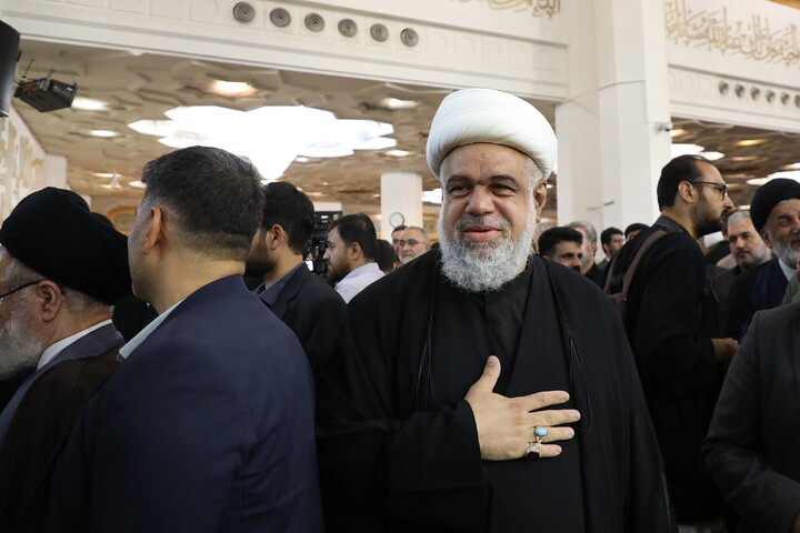 تصاویر/ مراسم چهلم رهبر شهید انقلاب آیت‌الله‌العظمی حسینی خامنه‌ای از سوی رهبر معظم انقلاب در حرم مطهر حضرت فاطمه معصومه سلام الله