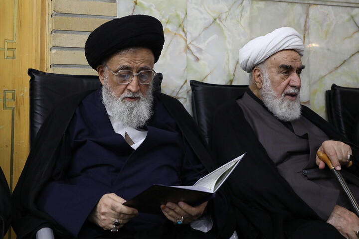 تصاویر/ مراسم چهلم رهبر شهید انقلاب آیت‌الله‌العظمی حسینی خامنه‌ای از سوی رهبر معظم انقلاب در حرم مطهر حضرت فاطمه معصومه سلام الله
