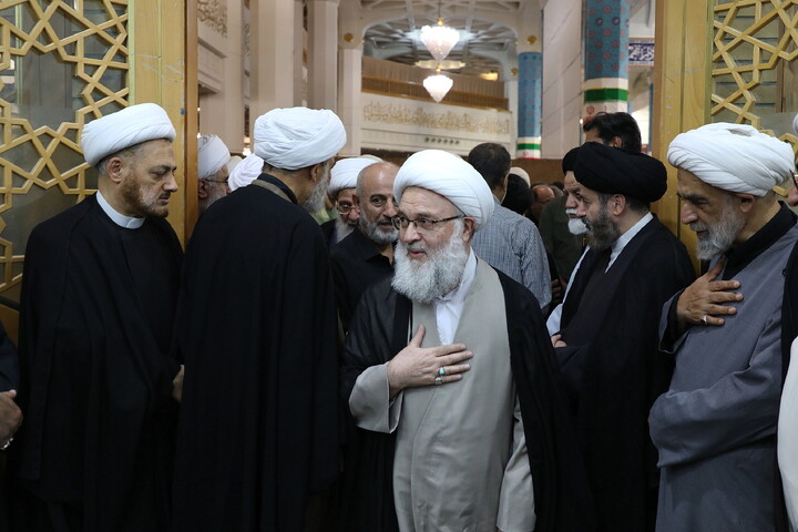 تصاویر/ مراسم چهلم رهبر شهید انقلاب آیت‌الله‌العظمی حسینی خامنه‌ای از سوی رهبر معظم انقلاب در حرم مطهر حضرت فاطمه معصومه سلام الله