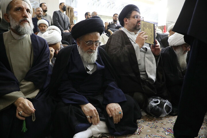 تصاویر/ مراسم چهلم رهبر شهید انقلاب آیت‌الله‌العظمی حسینی خامنه‌ای از سوی رهبر معظم انقلاب در حرم مطهر حضرت فاطمه معصومه سلام الله