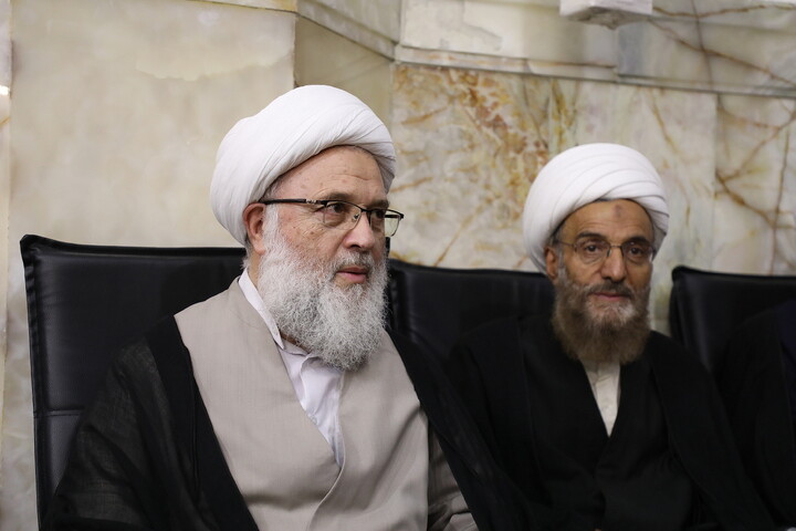 تصاویر/ مراسم چهلم رهبر شهید انقلاب آیت‌الله‌العظمی حسینی خامنه‌ای از سوی رهبر معظم انقلاب در حرم مطهر حضرت فاطمه معصومه سلام الله