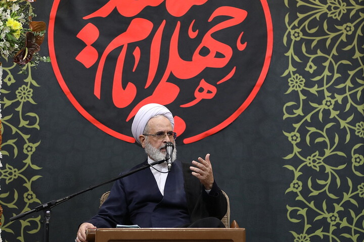 تصاویر/ مراسم چهلم رهبر شهید انقلاب آیت‌الله‌العظمی حسینی خامنه‌ای از سوی رهبر معظم انقلاب در حرم مطهر حضرت فاطمه معصومه سلام الله
