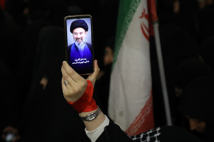 تصاویر/ مراسم چهلم رهبر شهید انقلاب آیت‌الله‌العظمی حسینی خامنه‌ای از سوی رهبر معظم انقلاب در حرم مطهر حضرت فاطمه معصومه سلام الله