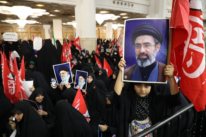 تصاویر/ مراسم چهلم رهبر شهید انقلاب آیت‌الله‌العظمی حسینی خامنه‌ای از سوی رهبر معظم انقلاب در حرم مطهر حضرت فاطمه معصومه سلام الله