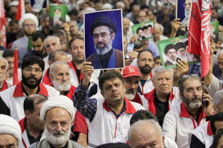 تصاویر/ مراسم اربعین تدفین امام شهید از طرف مقام معظم رهبری در قم