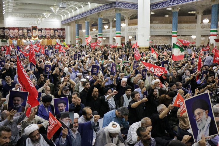 تصاویر/ مراسم اربعین تدفین امام شهید از طرف مقام معظم رهبری در قم