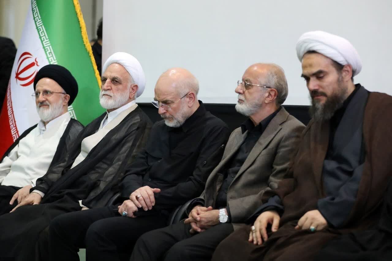 طهران تحيي مراسم أربعين الإمام الشهيد بحضور جماهيري ورسمي حاشد