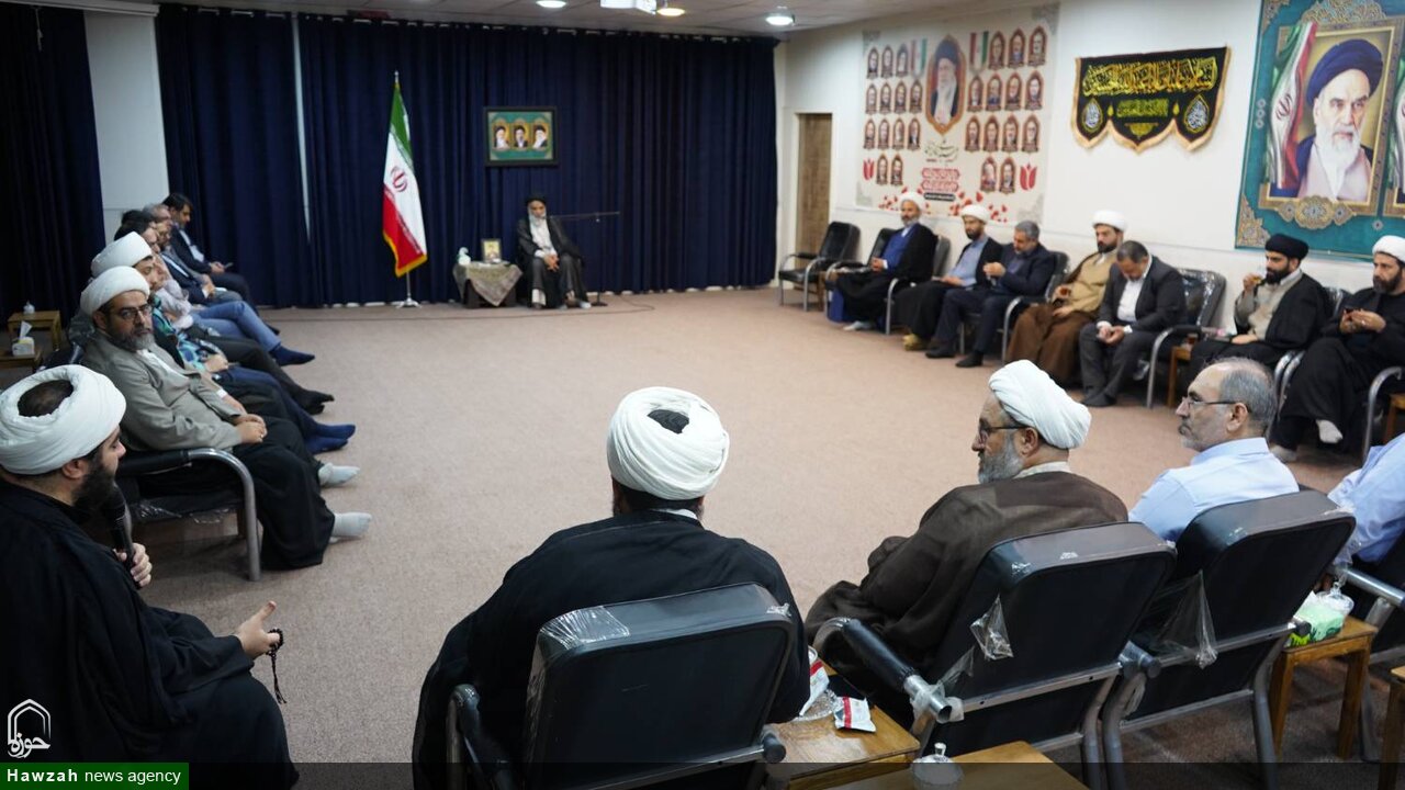 نشست تقویت اجتماعات مردمی در میادین اصلی کلانشهر اهواز برگزار شد+ عکس